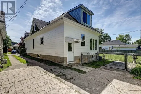 24 Isabel Street St. Thomas ON N5R 3J7