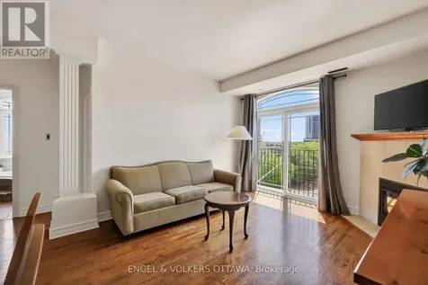 711 Churchill Avenue Ottawa ON K1Z 7J9