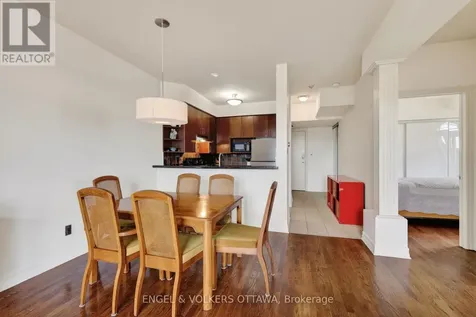 711 Churchill Avenue Ottawa ON K1Z 7J9
