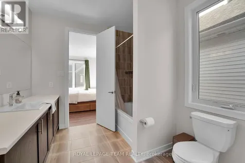 364 Peninsula Road Ottawa ON K2J 7L9