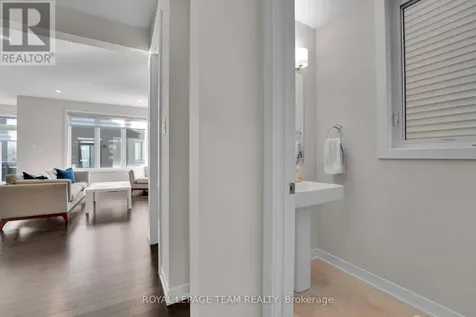 364 Peninsula Road Ottawa ON K2J 7L9
