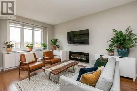 178 Yellowcress Way Ottawa ON K4A 1C4