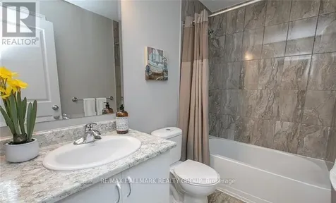 178 Yellowcress Way Ottawa ON K4A 1C4