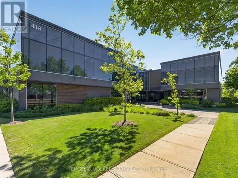 418 Iroquois Shore Road Oakville (qe Queen Elizabeth) ON L6H 1M5