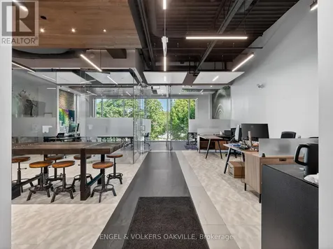 418 Iroquois Shore Road Oakville (qe Queen Elizabeth) ON L6H 1M5