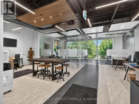 418 Iroquois Shore Road Oakville (qe Queen Elizabeth) ON L6H 1M5