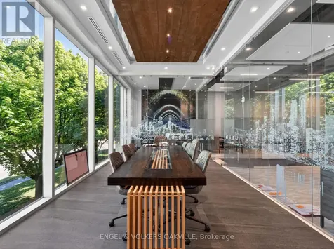418 Iroquois Shore Road Oakville (qe Queen Elizabeth) ON L6H 1M5