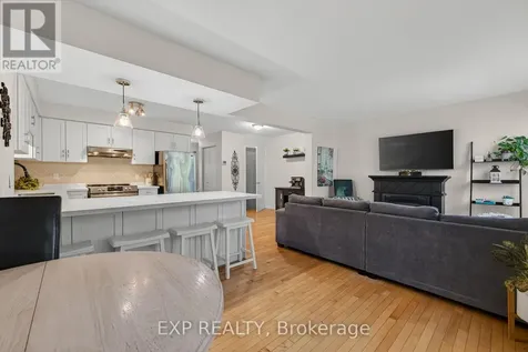 475 Annapolis Court Waterloo ON N2K 4E7