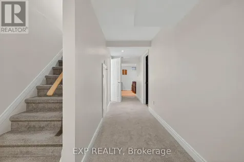 475 Annapolis Court Waterloo ON N2K 4E7