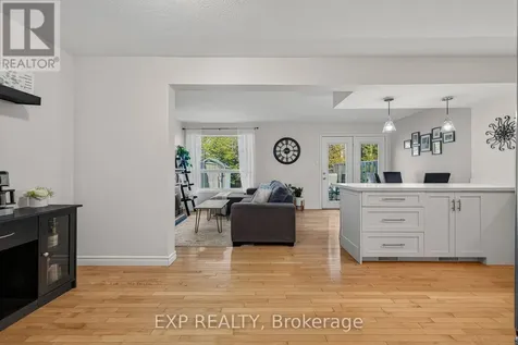 475 Annapolis Court Waterloo ON N2K 4E7