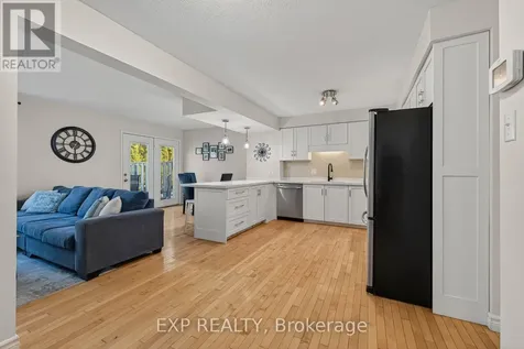 475 Annapolis Court Waterloo ON N2K 4E7
