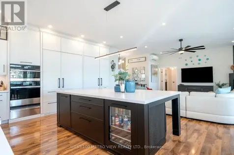 458 Silver Birch Drive Tiny ON L9M 0M5