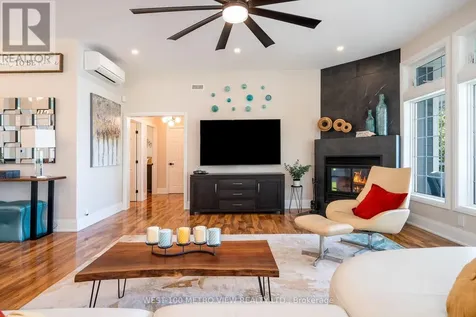 458 Silver Birch Drive Tiny ON L9M 0M5
