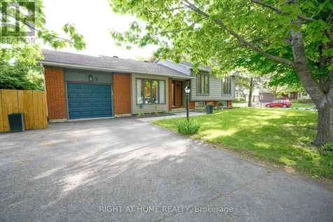 3 Pommel Crescent Ottawa ON K2M 1A3