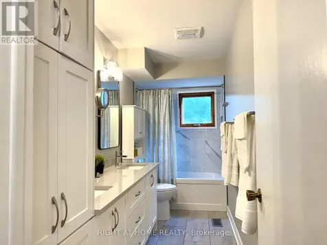 3 Pommel Crescent Ottawa ON K2M 1A3