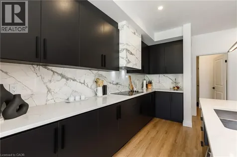 916 Steepleridge Court Kitchener ON N2P 0B4