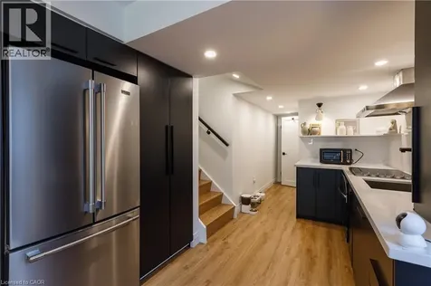 916 Steepleridge Court Kitchener ON N2P 0B4