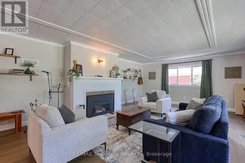 16 Delevan Crescent Tillsonburg ON N4G 3M7