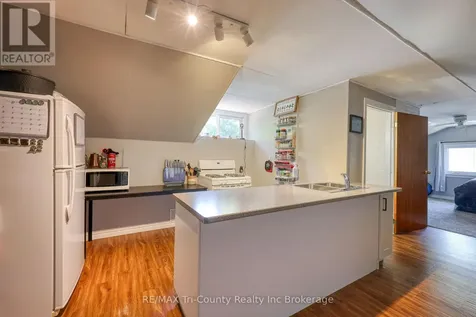 16 Delevan Crescent Tillsonburg ON N4G 3M7