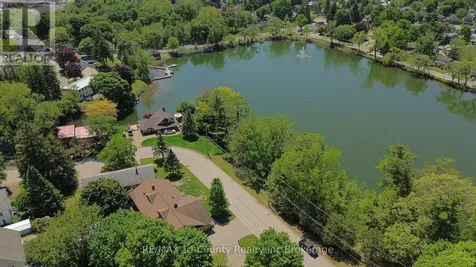 16 Delevan Crescent Tillsonburg ON N4G 3M7