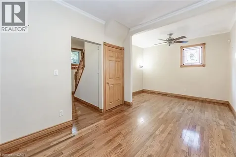 252 Beechwood Avenue Hamilton ON L8L 2T1