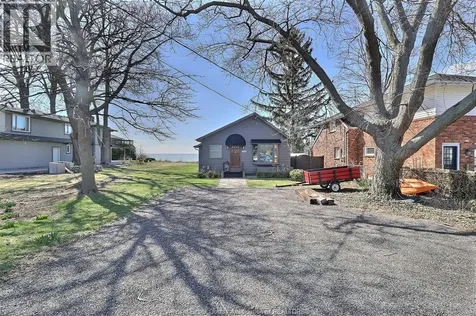 153 Adelaide Street Essex ON N0R 1G0