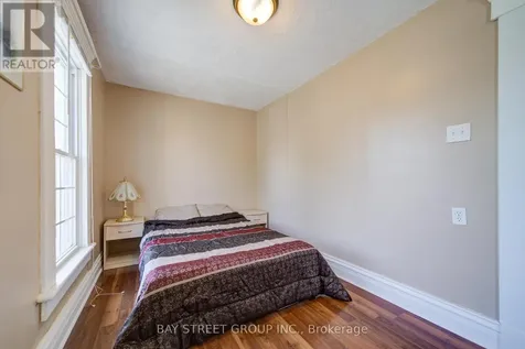 4680 Eastwood Crescent Niagara Falls (downtown) ON L2E 1B5