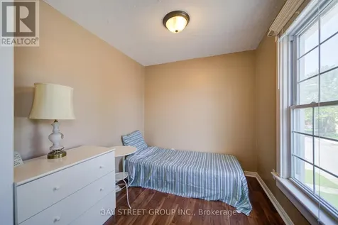 4680 Eastwood Crescent Niagara Falls (downtown) ON L2E 1B5