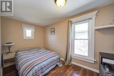 4680 Eastwood Crescent Niagara Falls (downtown) ON L2E 1B5