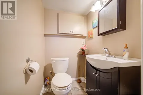 4680 Eastwood Crescent Niagara Falls (downtown) ON L2E 1B5