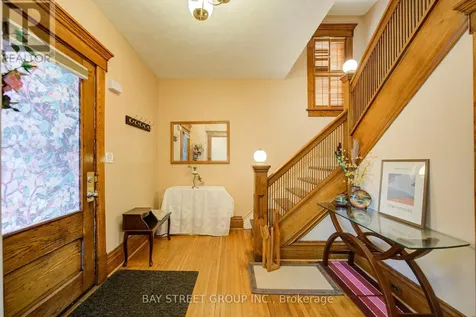 4680 Eastwood Crescent Niagara Falls (downtown) ON L2E 1B5