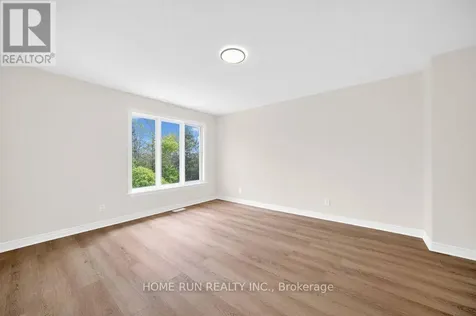 102 Kimberwick Crescent Ottawa ON K1V 1K7