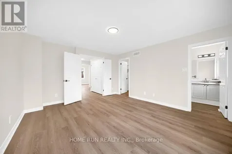 102 Kimberwick Crescent Ottawa ON K1V 1K7