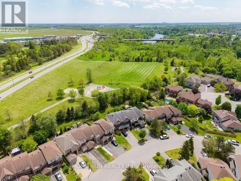 102 Kimberwick Crescent Ottawa ON K1V 1K7