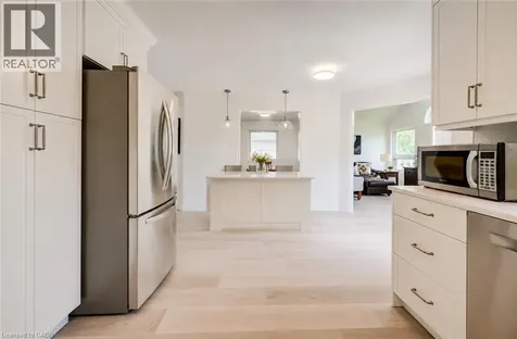464 Northlake Drive Waterloo ON N2V 2A4
