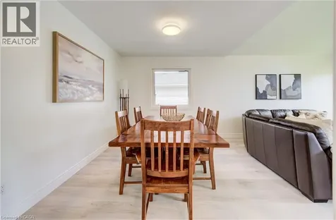 464 Northlake Drive Waterloo ON N2V 2A4