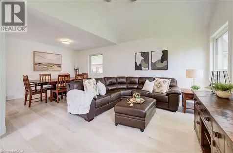 464 Northlake Drive Waterloo ON N2V 2A4