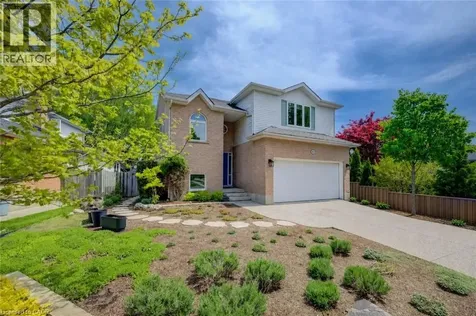 464 Northlake Drive Waterloo ON N2V 2A4