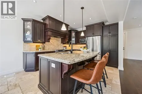 828 Copper Ridge Drive Waterloo ON N2K 0B5