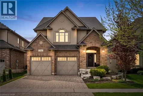 828 Copper Ridge Drive Waterloo ON N2K 0B5