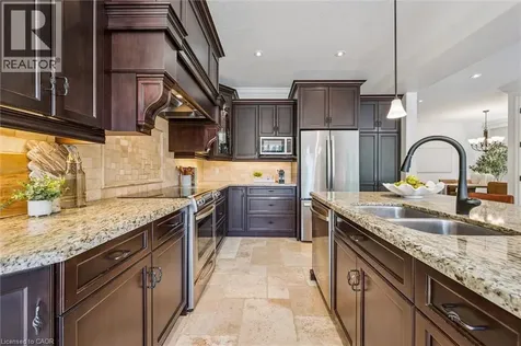 828 Copper Ridge Drive Waterloo ON N2K 0B5