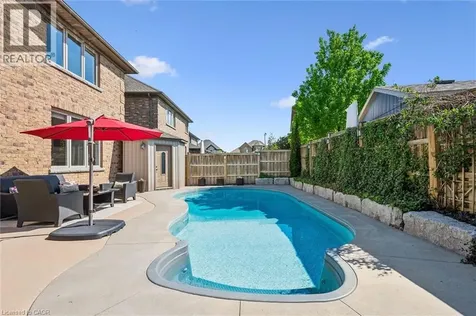 828 Copper Ridge Drive Waterloo ON N2K 0B5