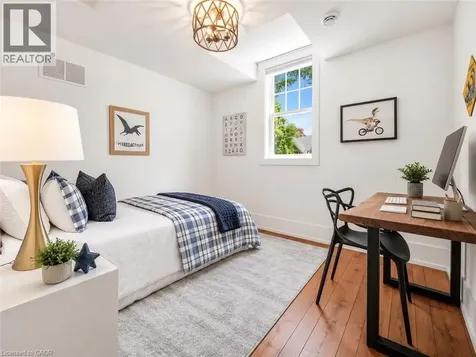 1403 Eden Place Burlington ON L7S 1J9