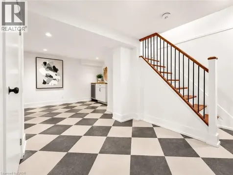 1403 Eden Place Burlington ON L7S 1J9