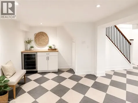 1403 Eden Place Burlington ON L7S 1J9