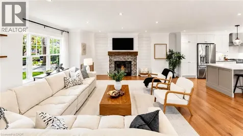 1403 Eden Place Burlington ON L7S 1J9