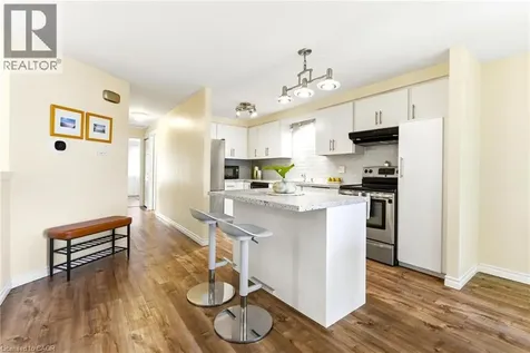 171 Herron Place Waterloo ON N2T 1H2
