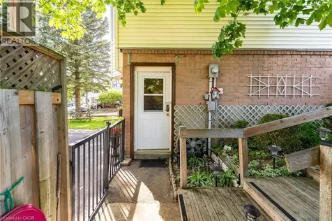 171 Herron Place Waterloo ON N2T 1H2