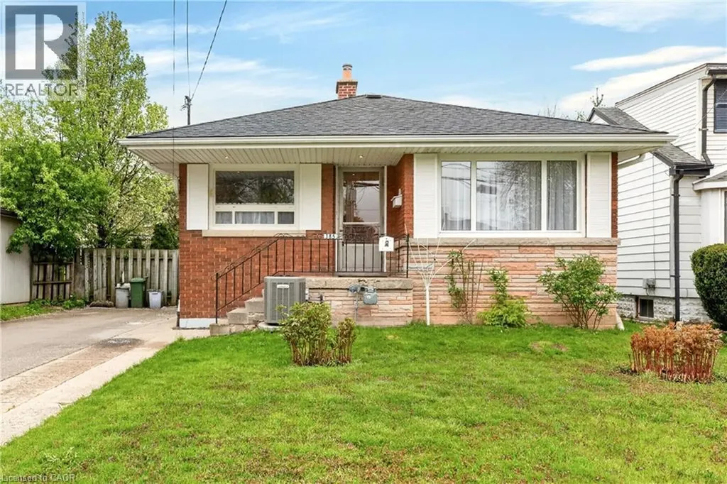 385 Mountain Crest Avenue Hamilton ON L9C 1L6