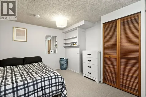 385 Mountain Crest Avenue Hamilton ON L9C 1L6